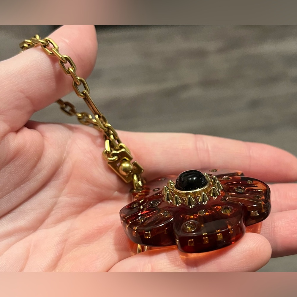 Coach RARE Tea Rose Resin Charm! - Picture 6 of 8